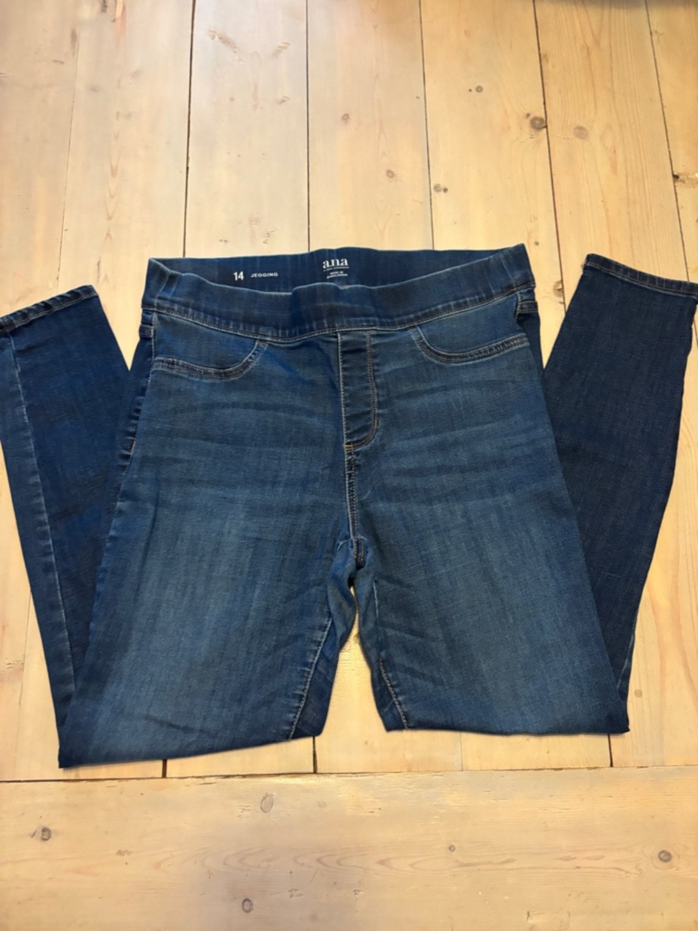 a.n.a Women's Dark Blue Denim Jeggings Size 14